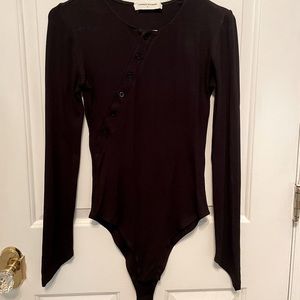 Goodnight macaroon black long sleeve bodysuit